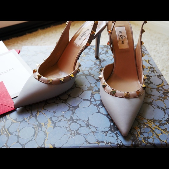 Valentino Slingback Rockstud Pumps in Poudre - Picture 2 of 8